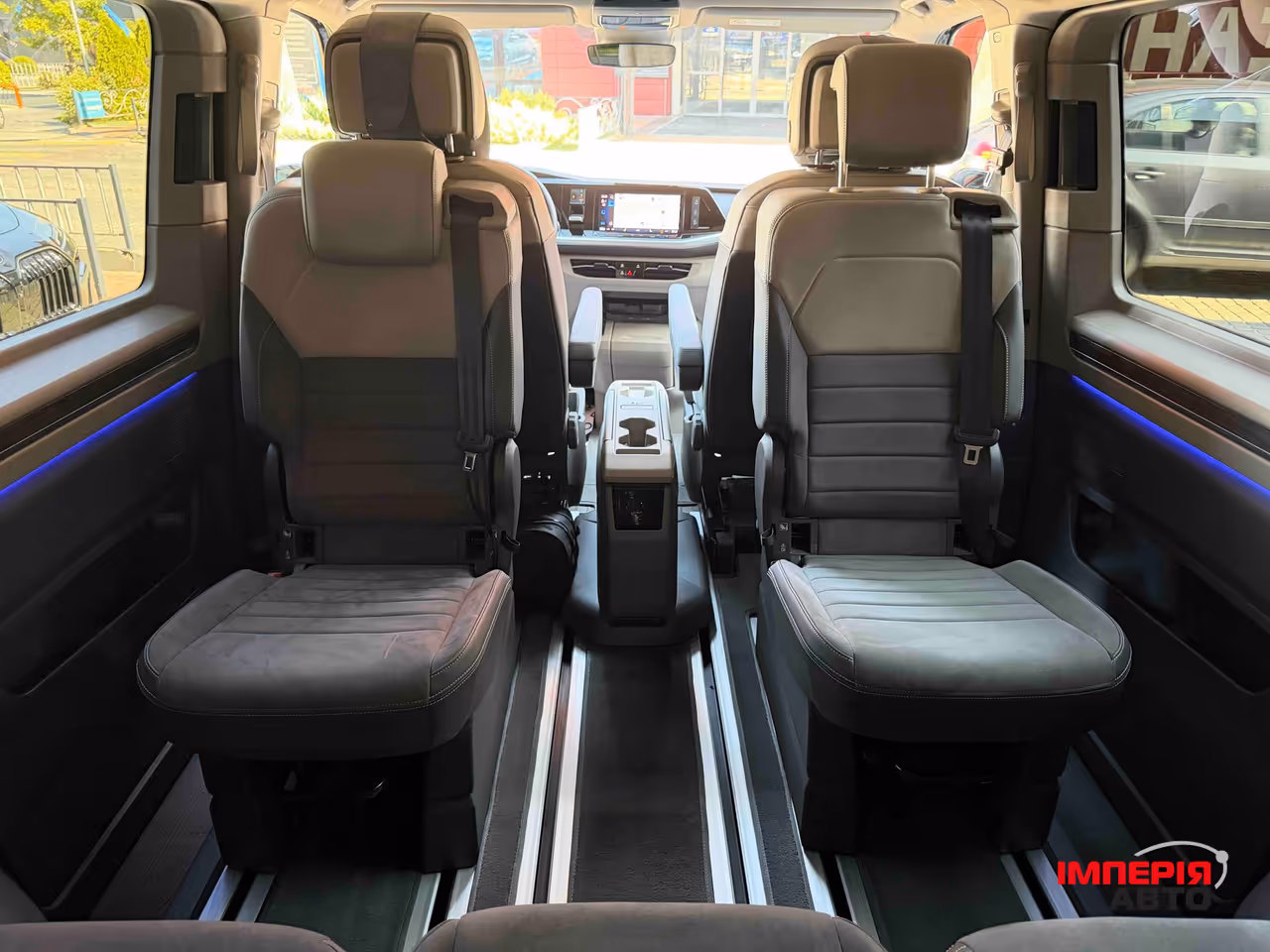 Volkswagen Multivan - фото 64