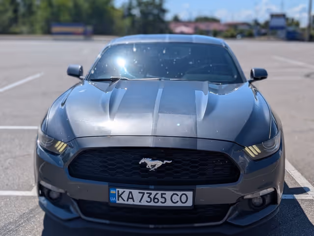 Ford Mustang - зображення 1