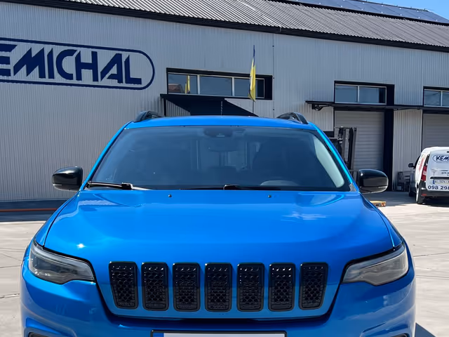 Jeep Cherokee - зображення 5