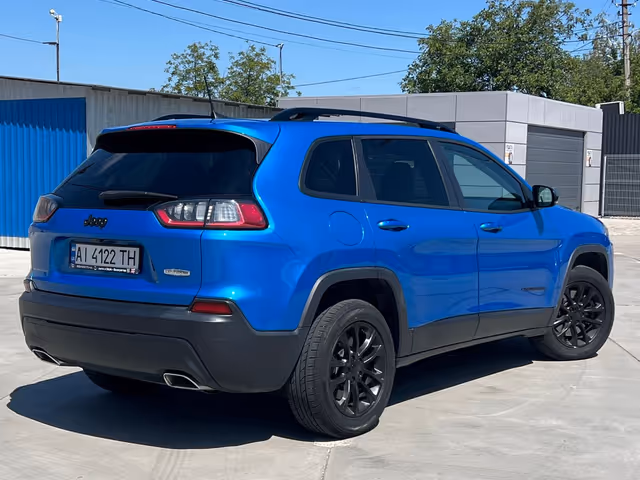 Jeep Cherokee - зображення 3