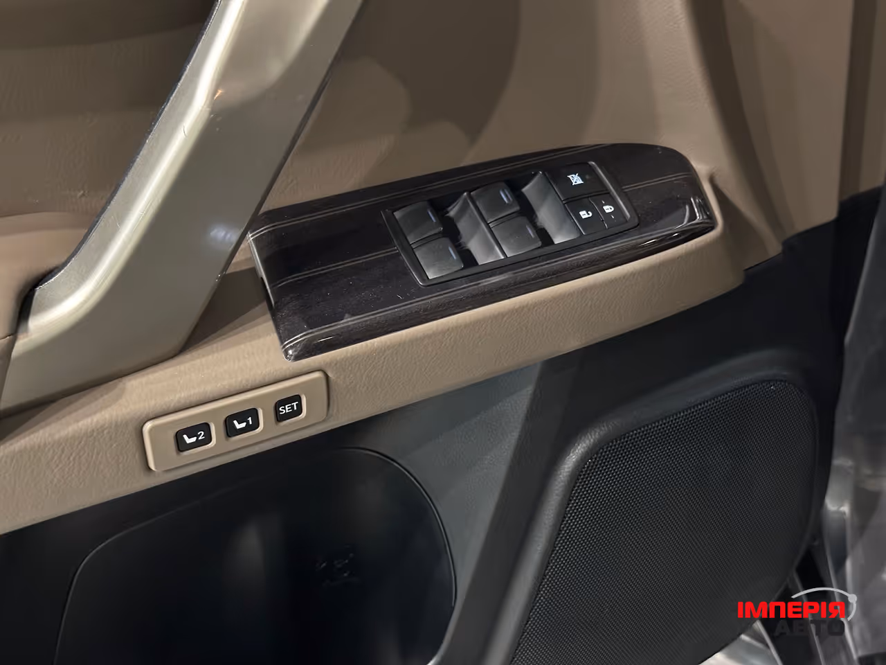 Lexus GX - фото 18