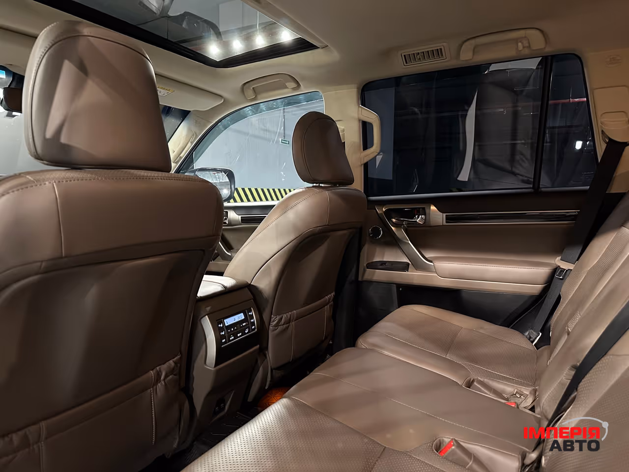 Lexus GX - фото 13