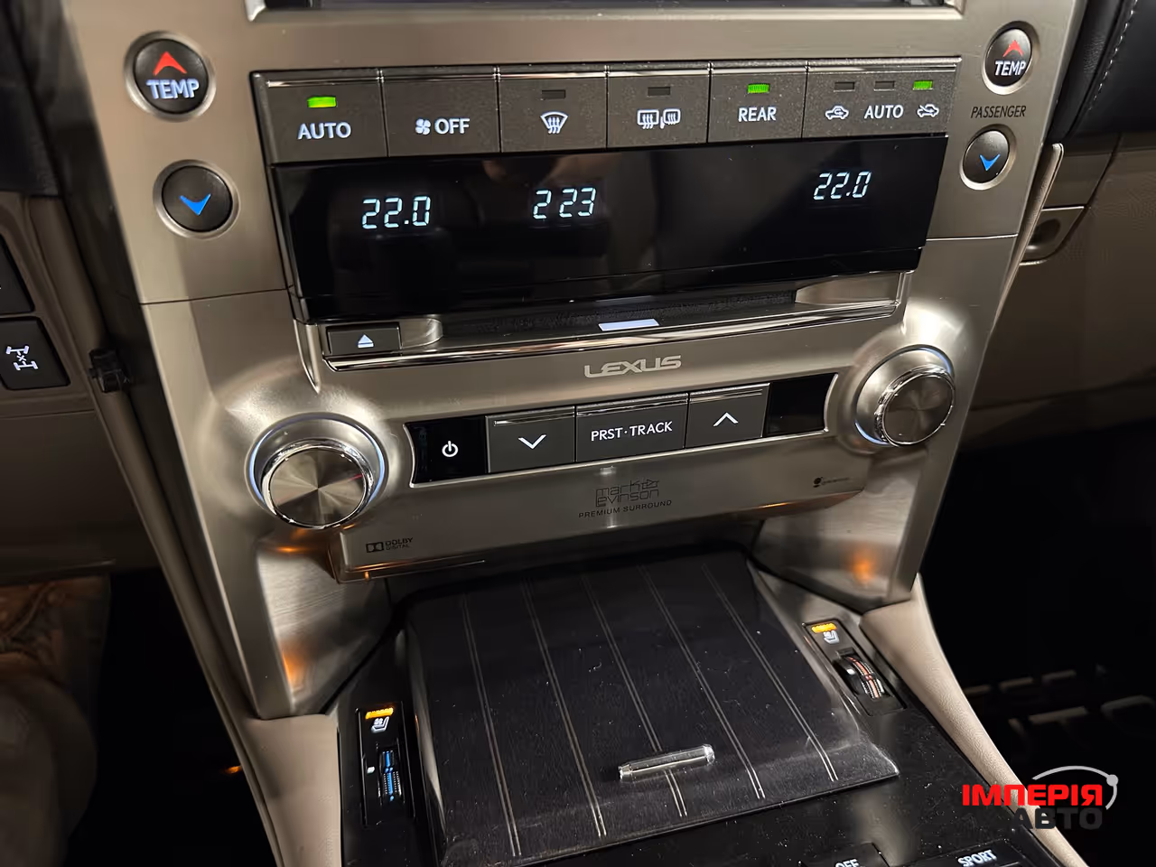 Lexus GX - фото 26