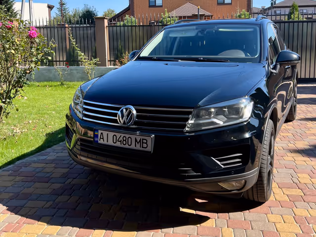 Volkswagen Touareg - зображення 1