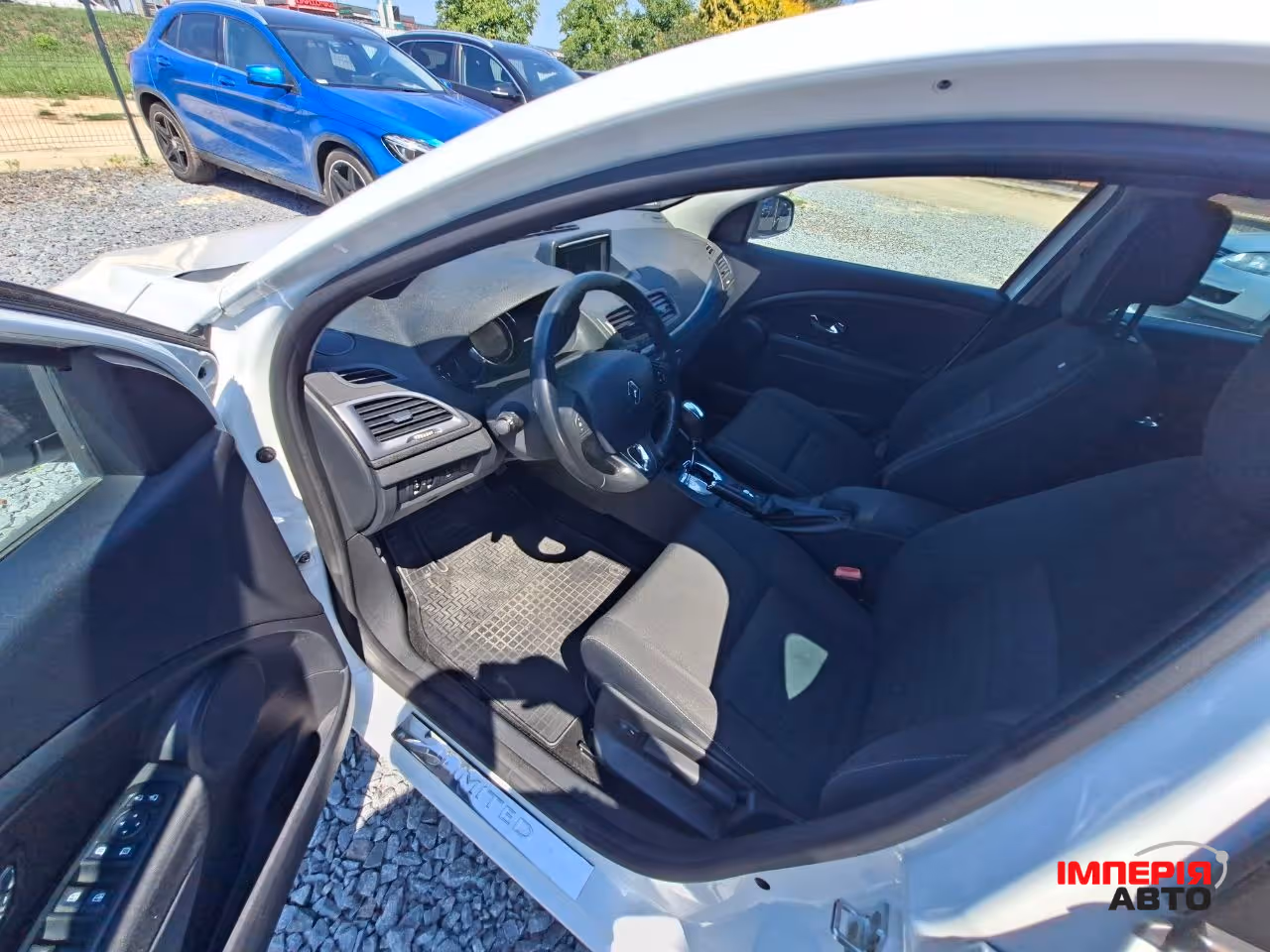 Renault Megane - фото 17