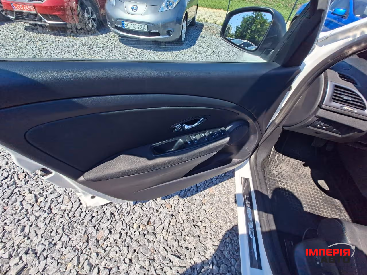Renault Megane - фото 16