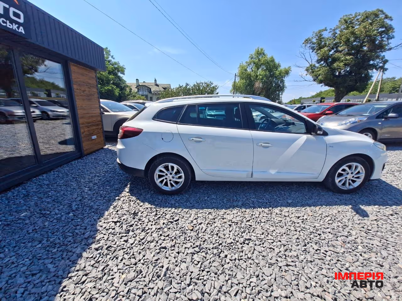Renault Megane - фото 8