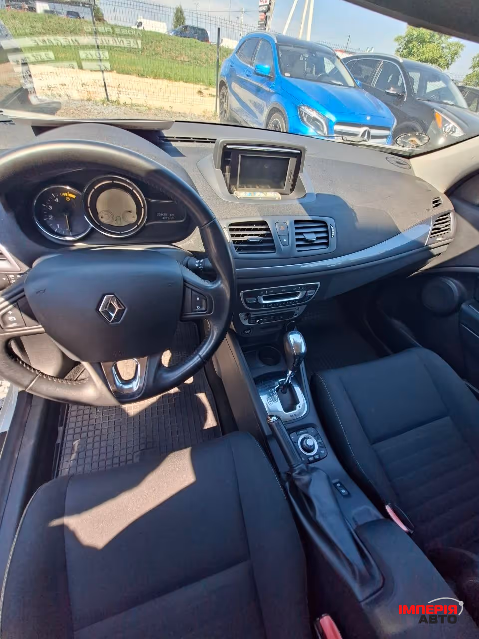 Renault Megane - фото 18