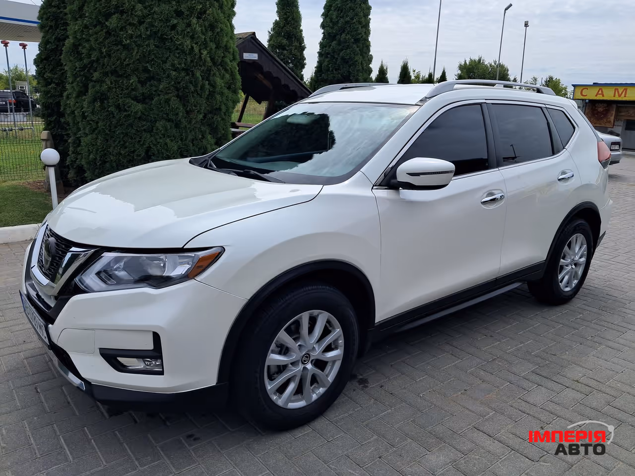 Nissan Rogue - фото 1