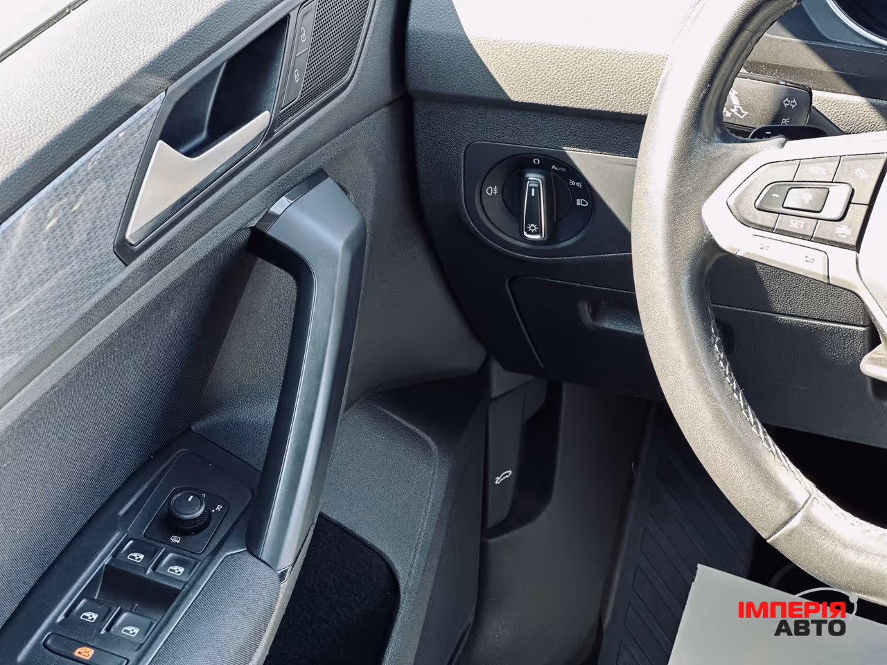 Volkswagen Tiguan - фото 42