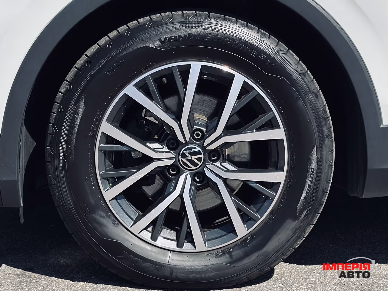 Volkswagen Tiguan - фото 28