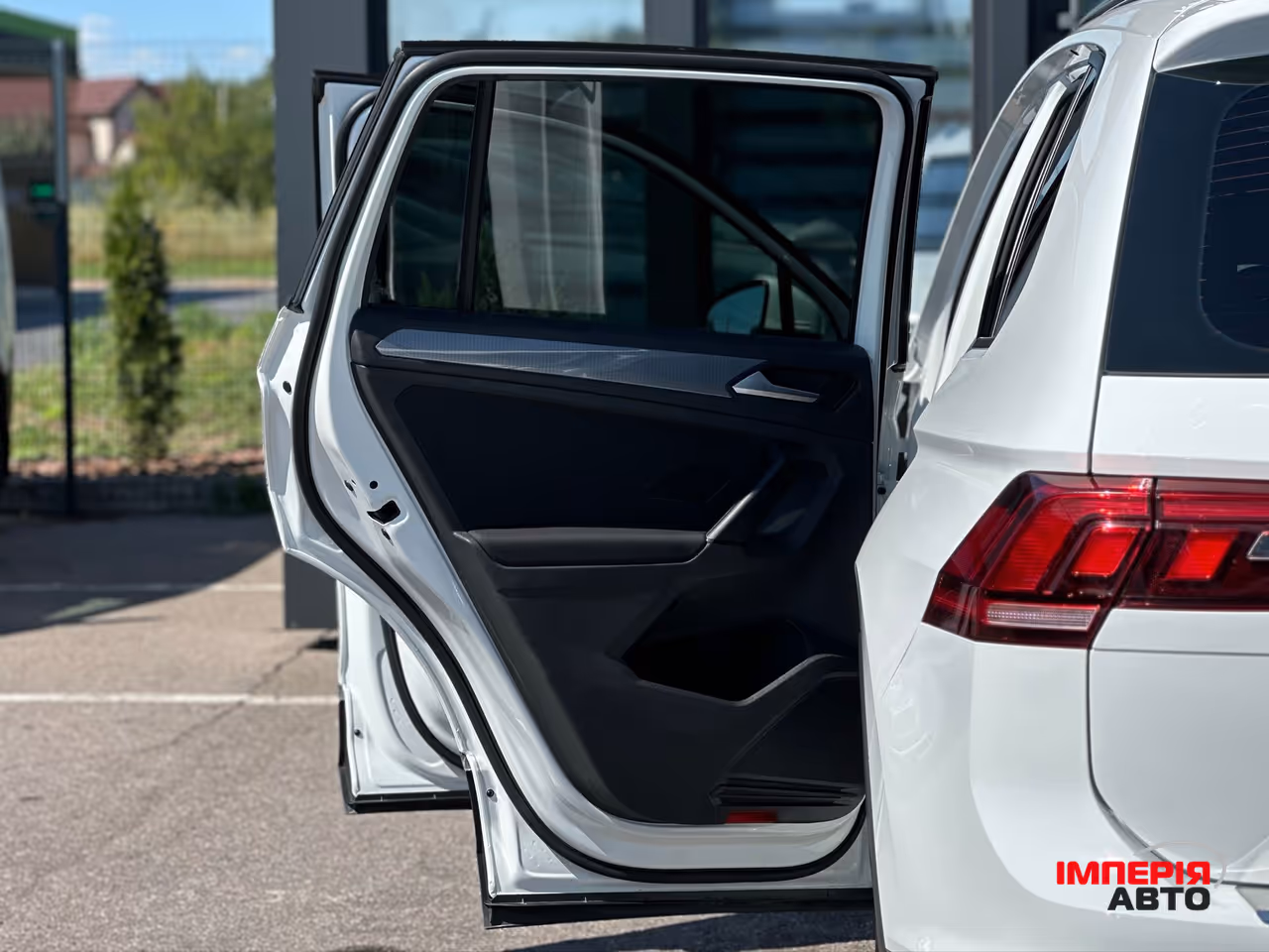 Volkswagen Tiguan - фото 17