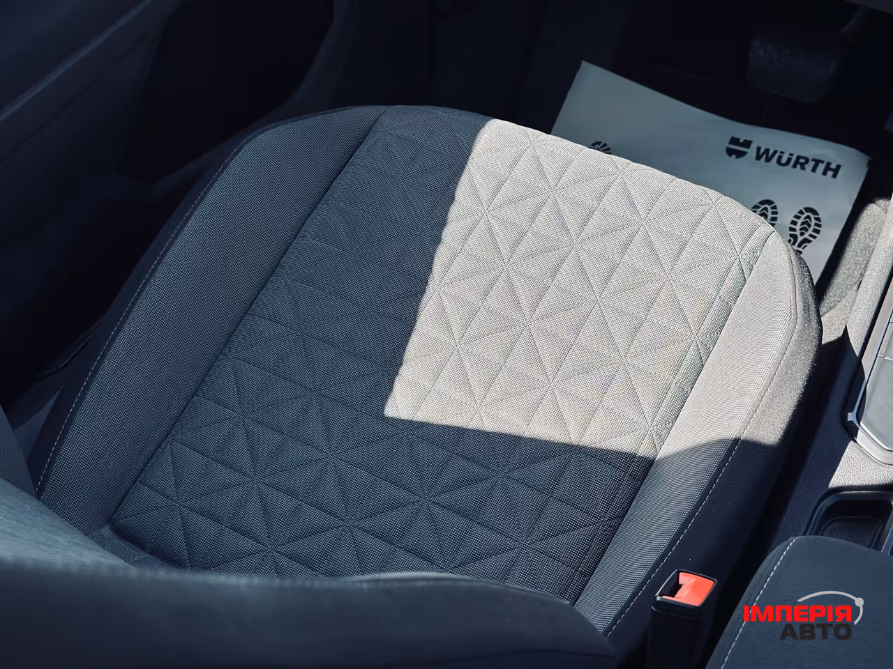 Volkswagen Tiguan - фото 35