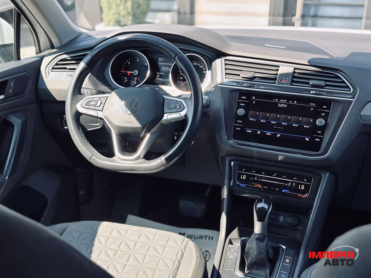 Volkswagen Tiguan - фото 32