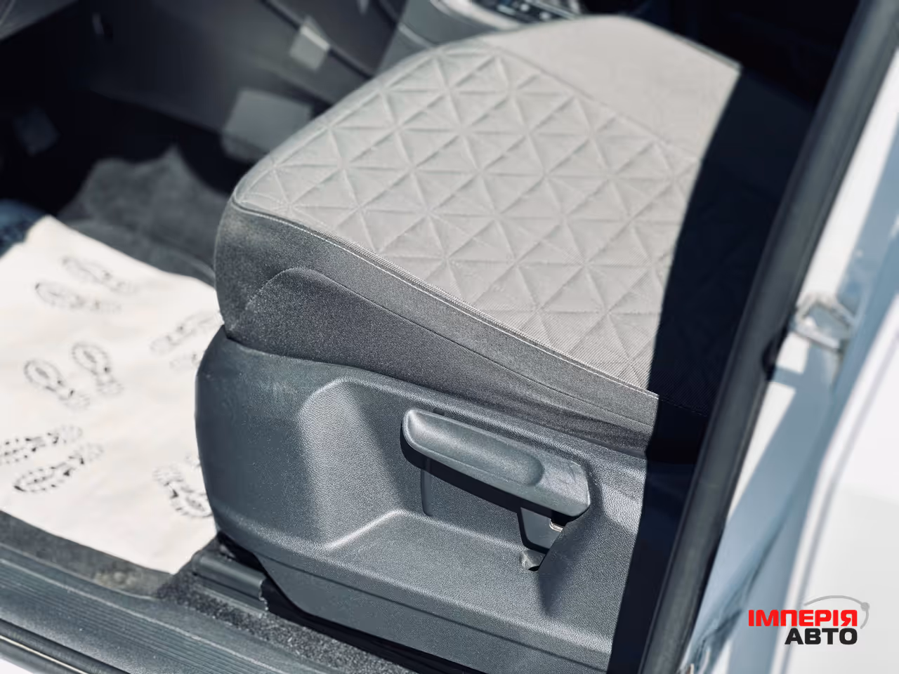 Volkswagen Tiguan - фото 23