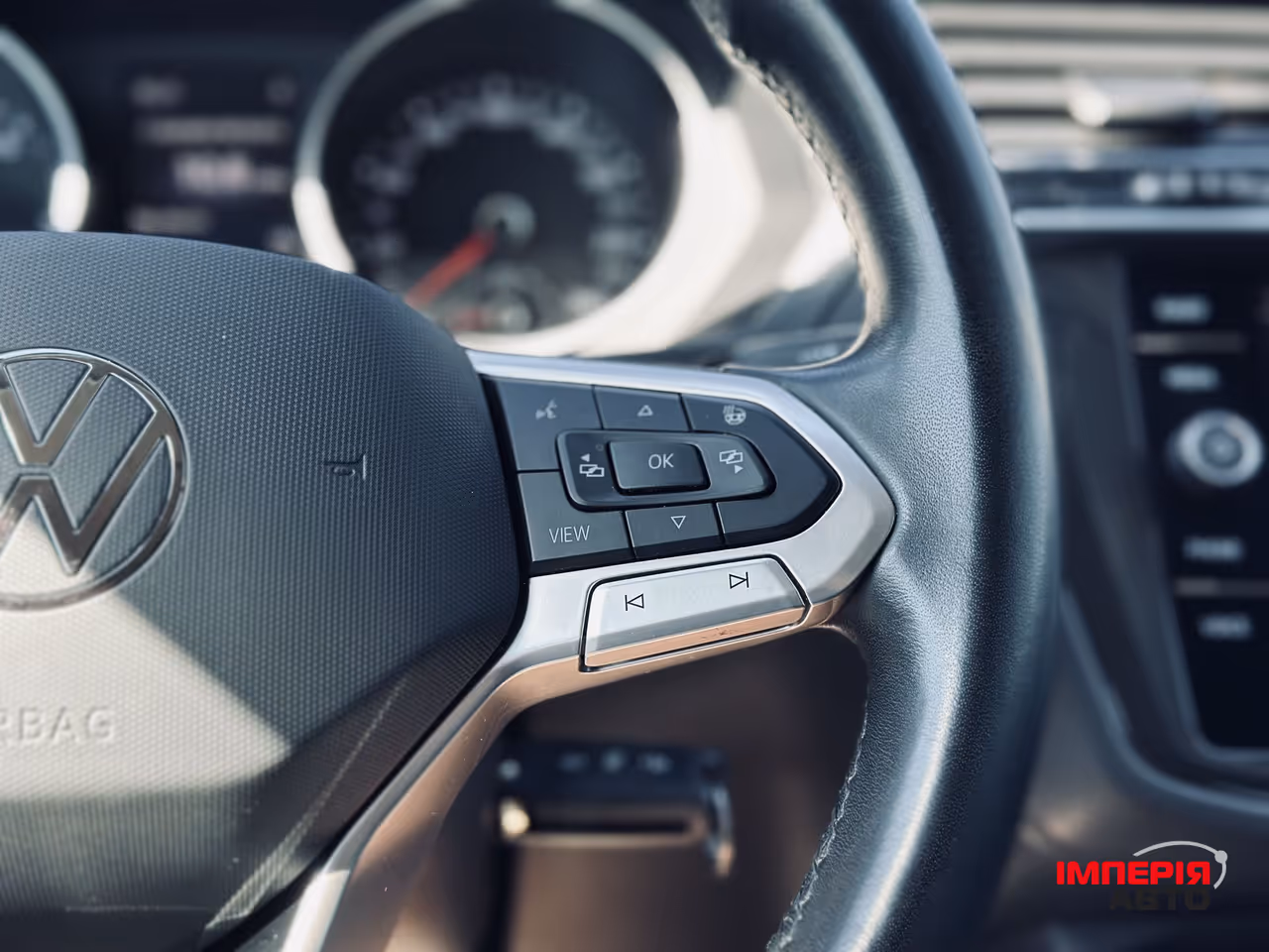 Volkswagen Tiguan - фото 47