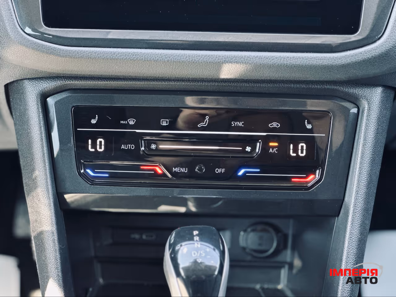 Volkswagen Tiguan - фото 38
