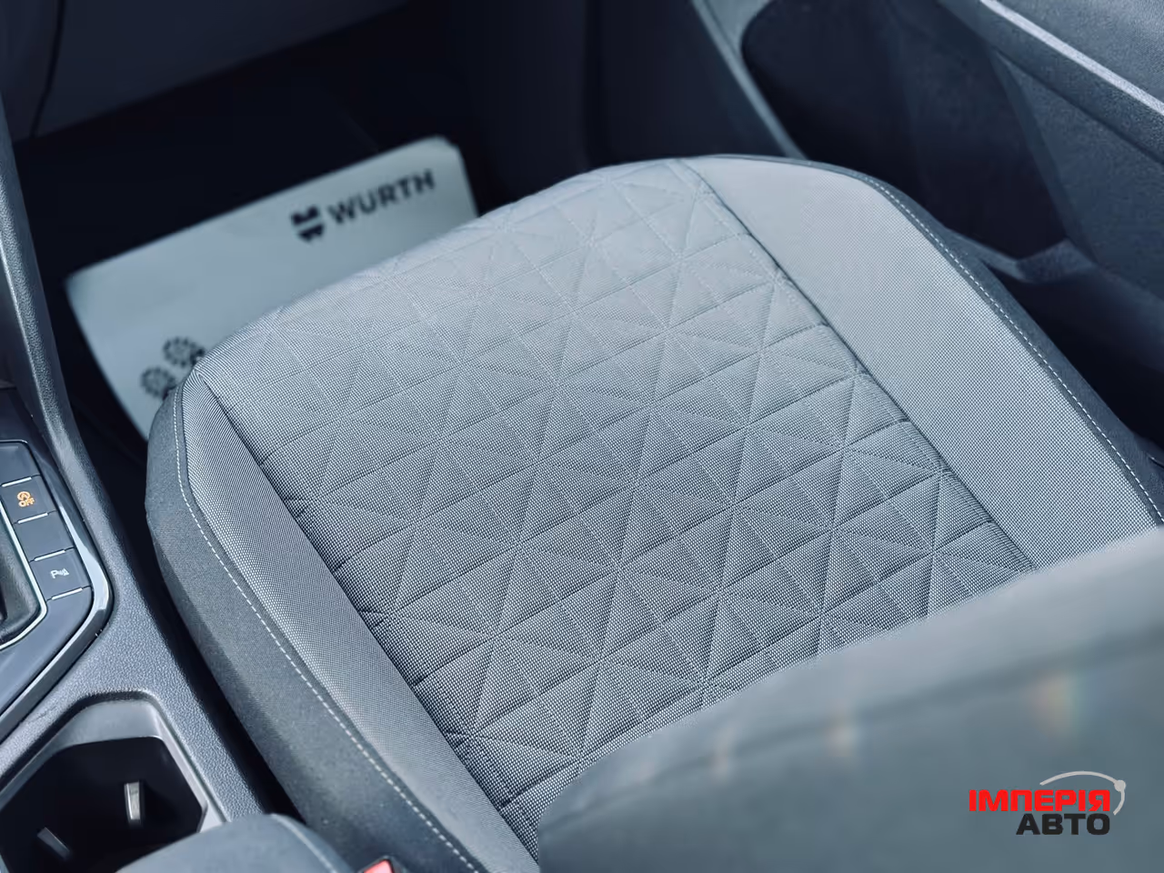 Volkswagen Tiguan - фото 36