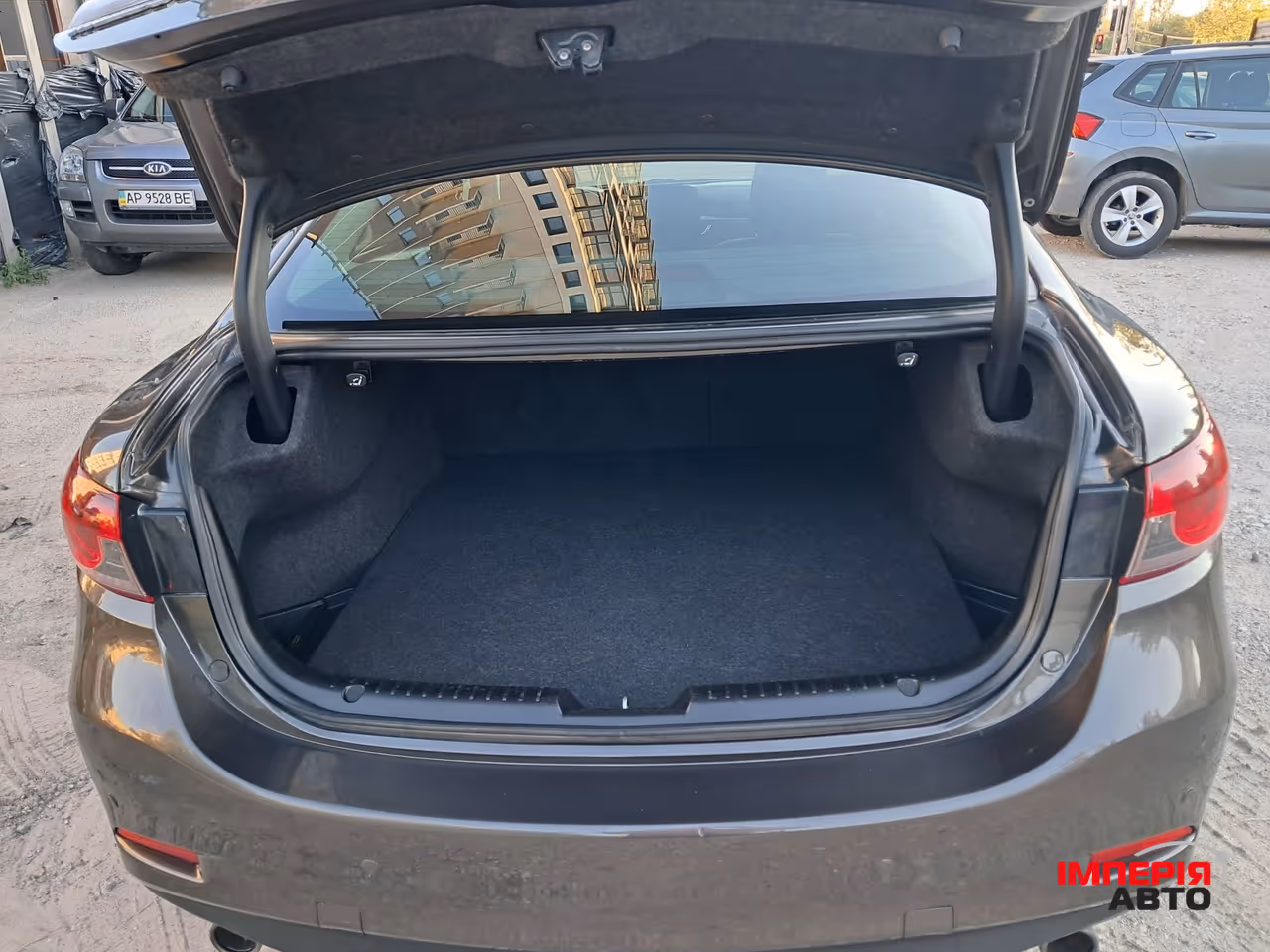 Mazda 6 - фото 10