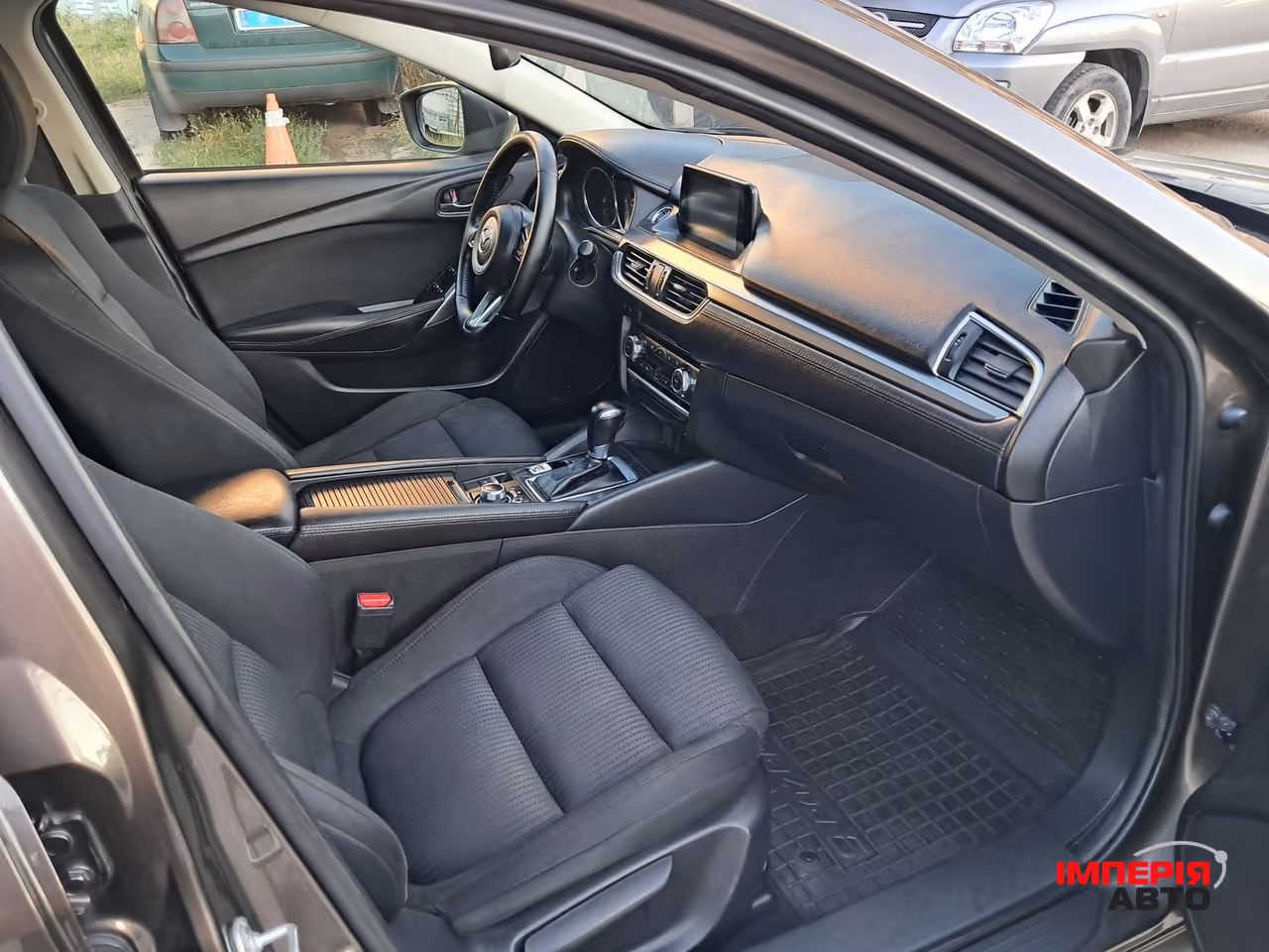 Mazda 6 - фото 8