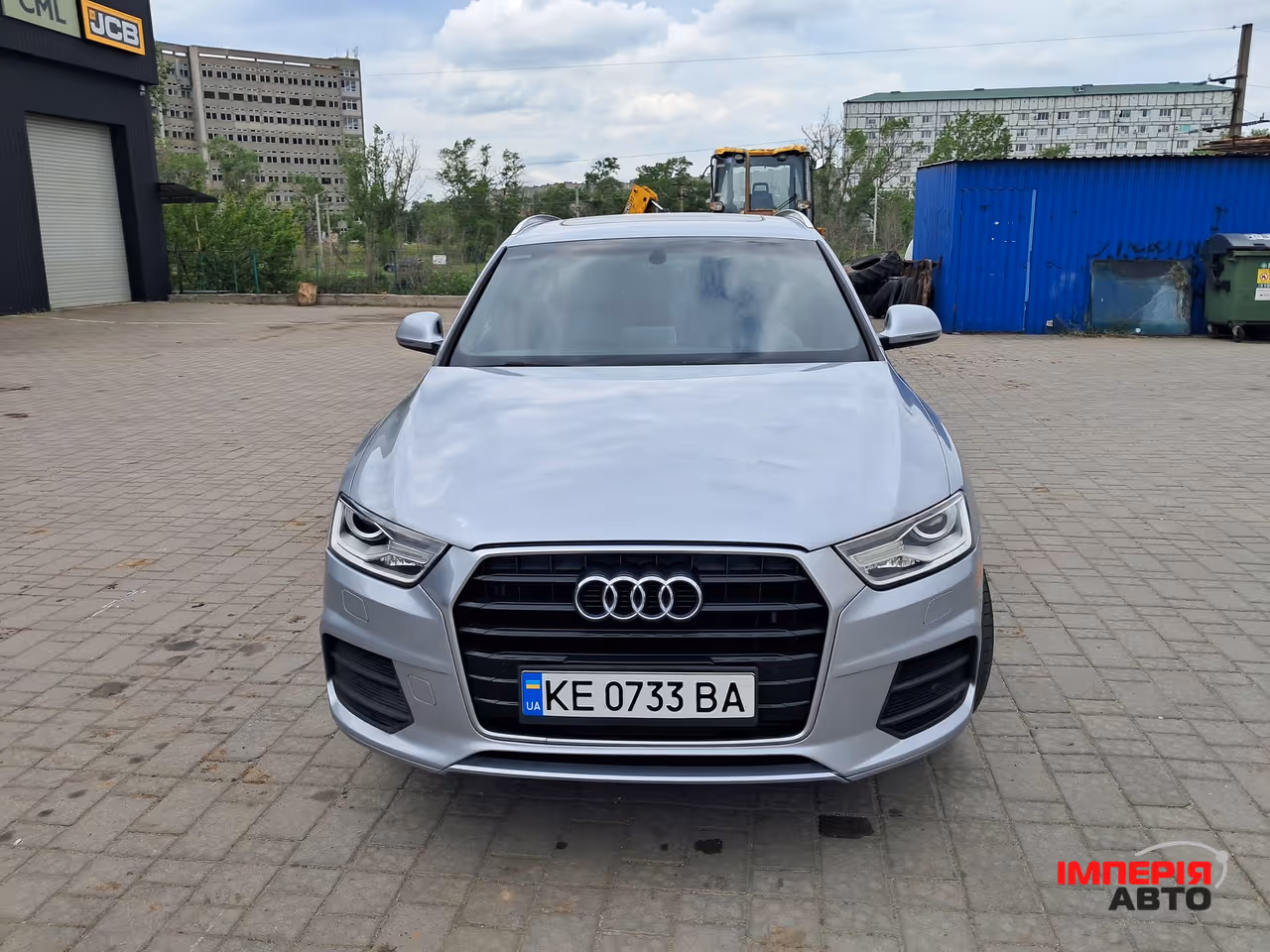 Audi Q3 - фото 1