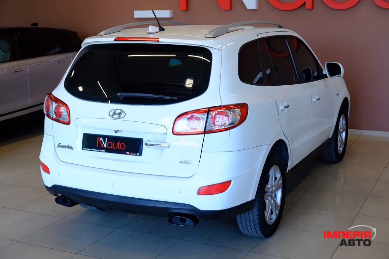 Hyundai Santa Fe - фото 5