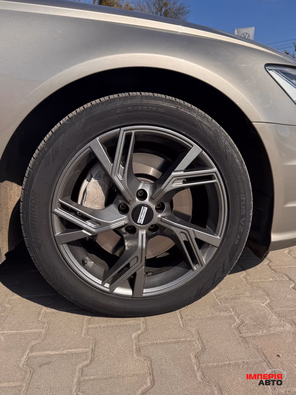 Audi A6 - фото 23