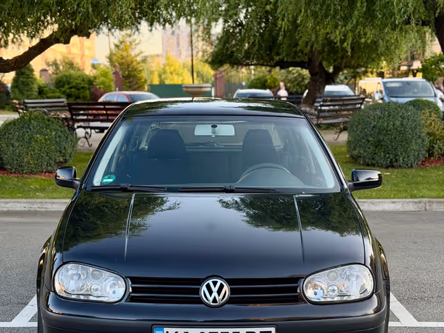 Volkswagen Golf - зображення 2