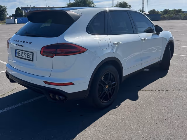 Porsche Cayenne - зображення 2