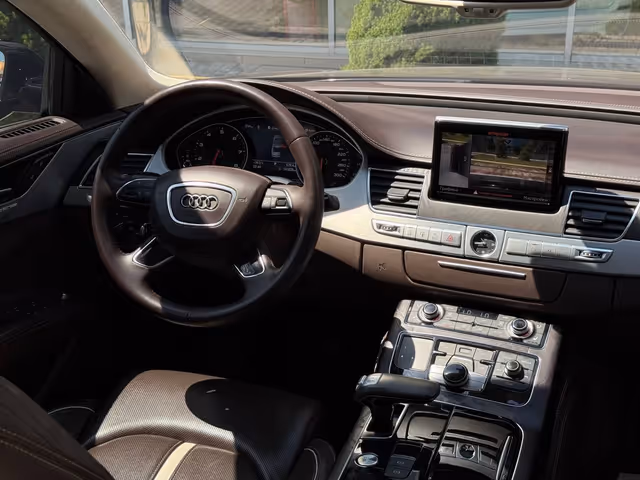 Audi A8 - зображення 3