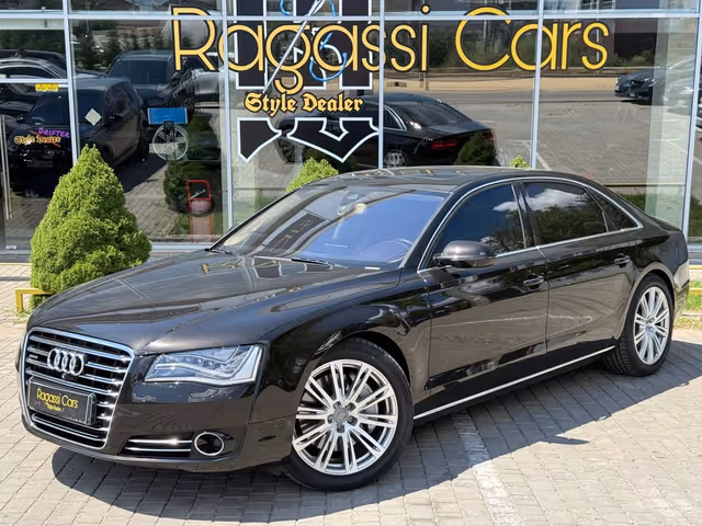 Audi A8 - зображення 1