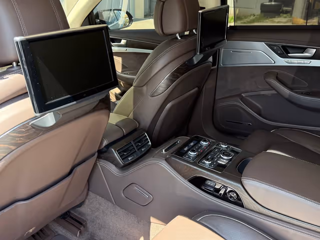 Audi A8 - зображення 4