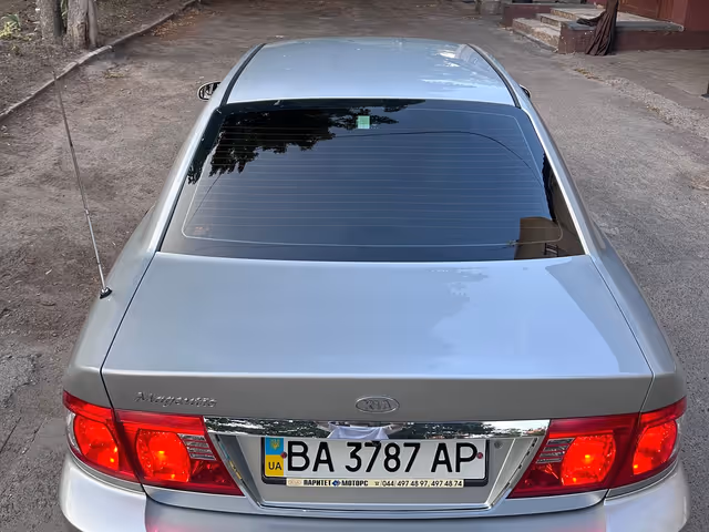Kia Magentis - зображення 5