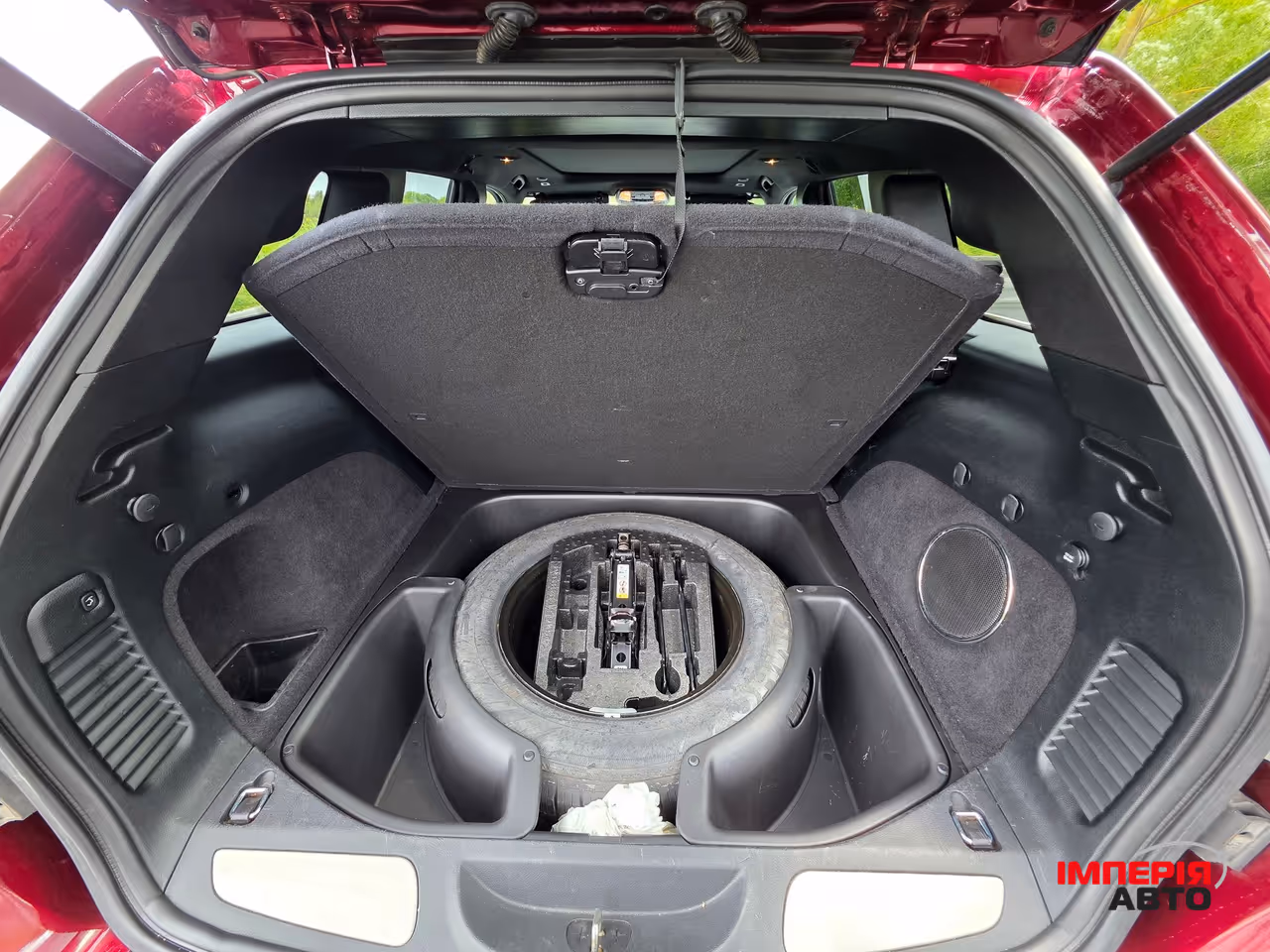 Jeep Grand Cherokee - фото 12