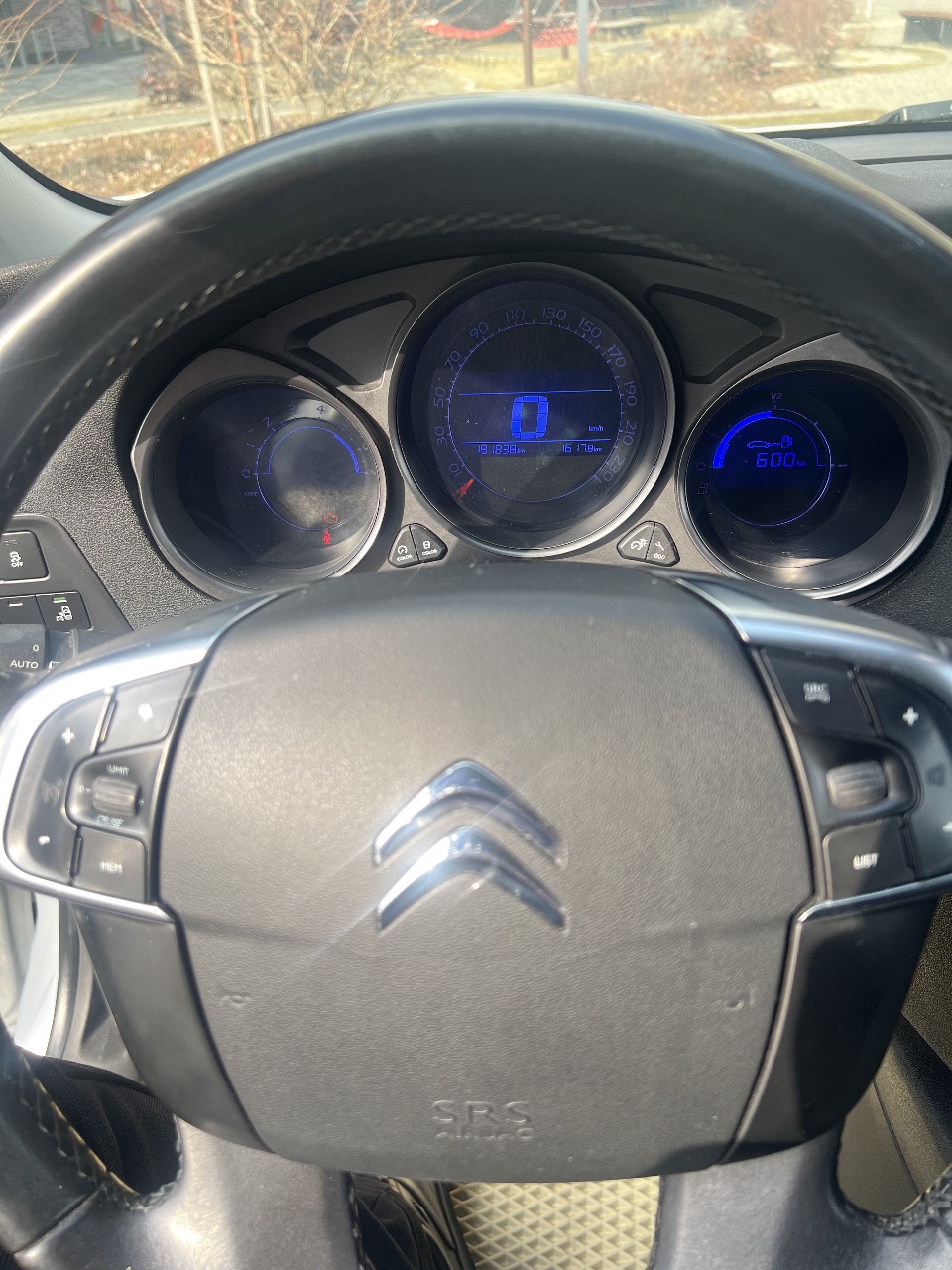 Citroen C4 - фото 9