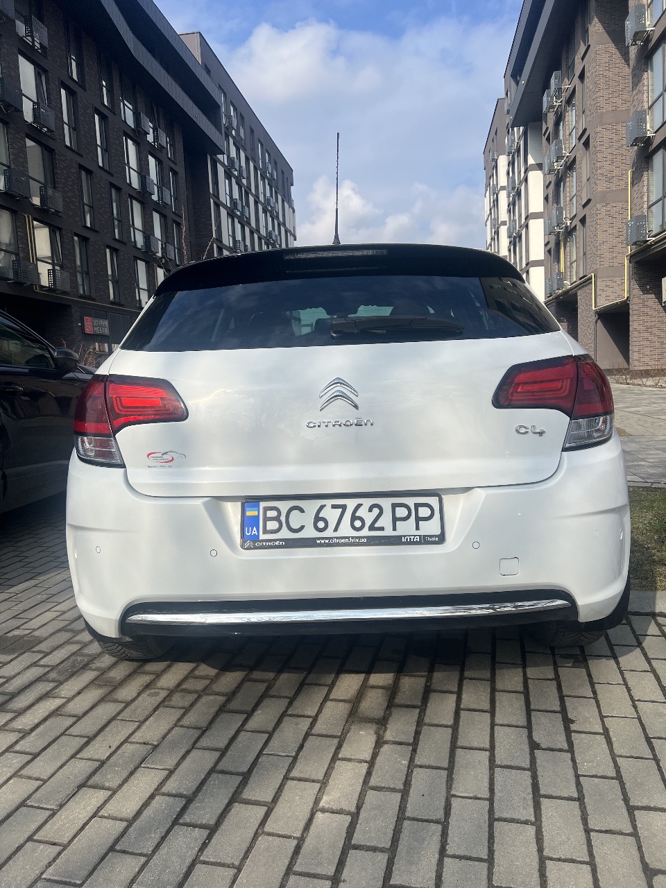 Citroen C4 - фото 4