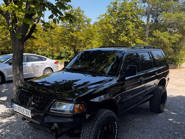 Mitsubishi Pajero Sport - зображення 1