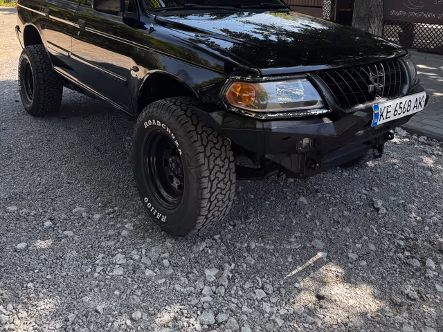 Mitsubishi Pajero Sport - зображення 3