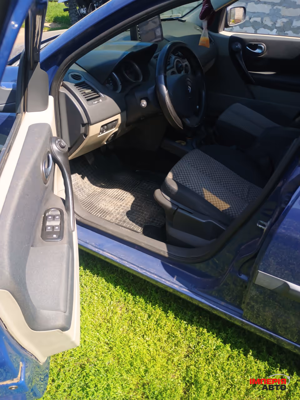 Renault Megane - фото 9