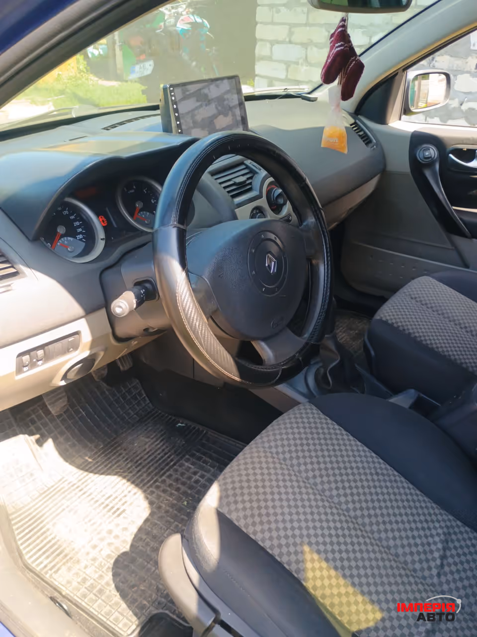 Renault Megane - фото 10