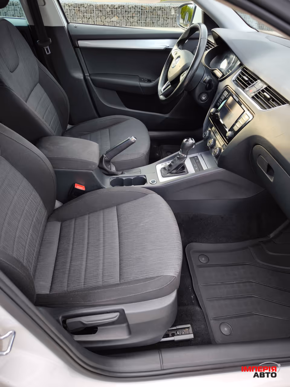 Skoda Octavia - фото 12