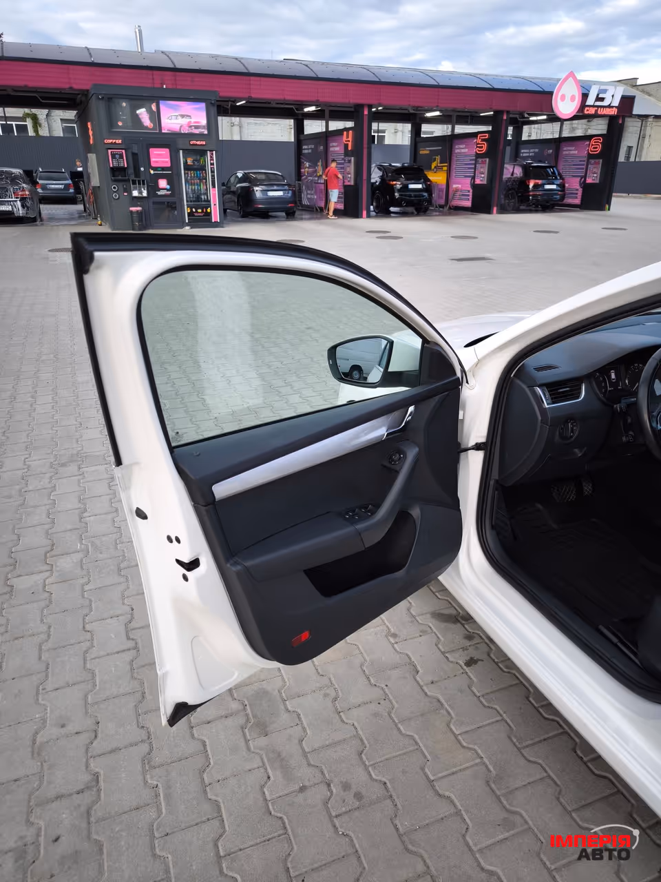 Skoda Octavia - фото 26