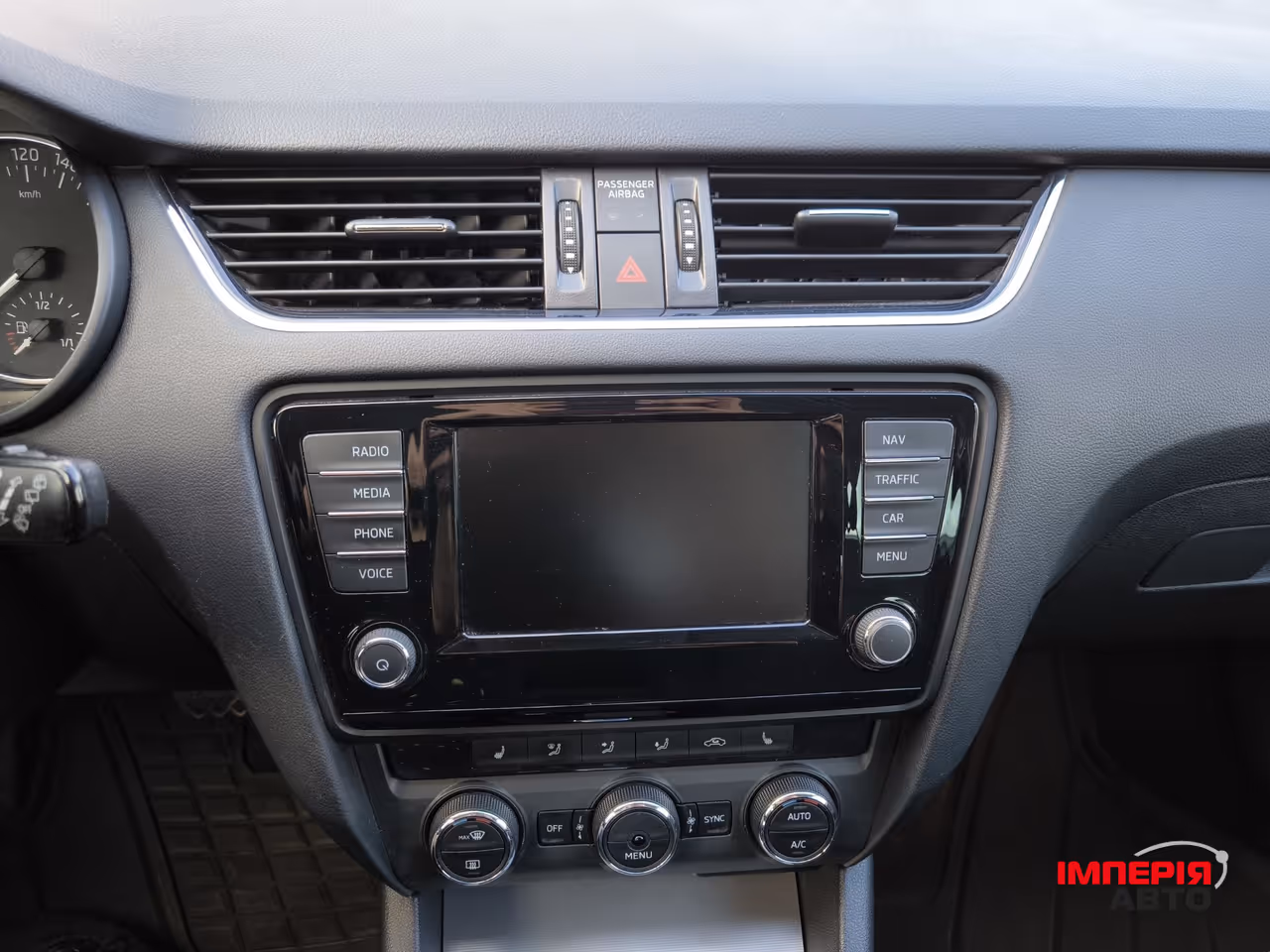 Skoda Octavia - фото 42