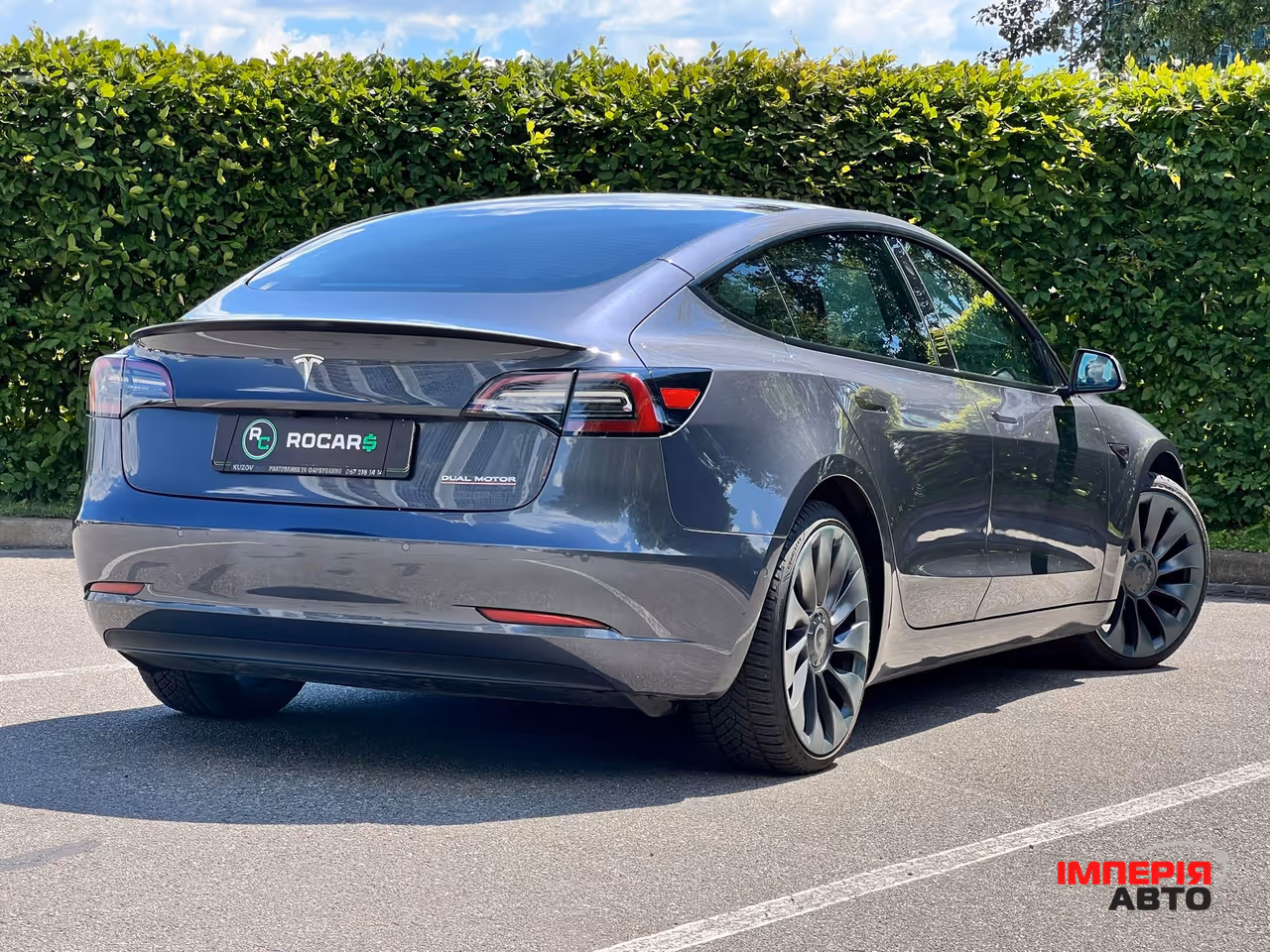 Tesla Model 3 - фото 8