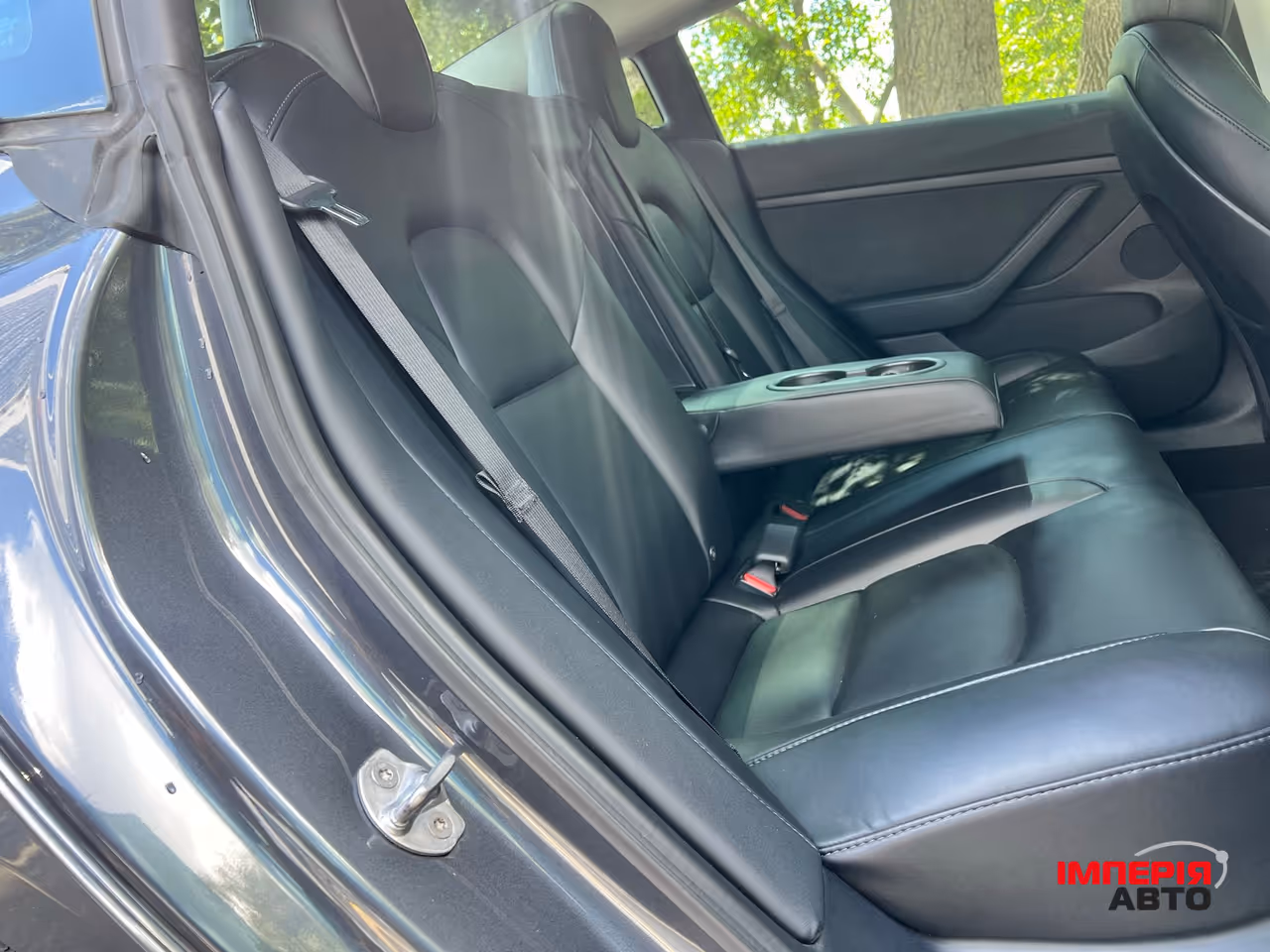 Tesla Model 3 - фото 22