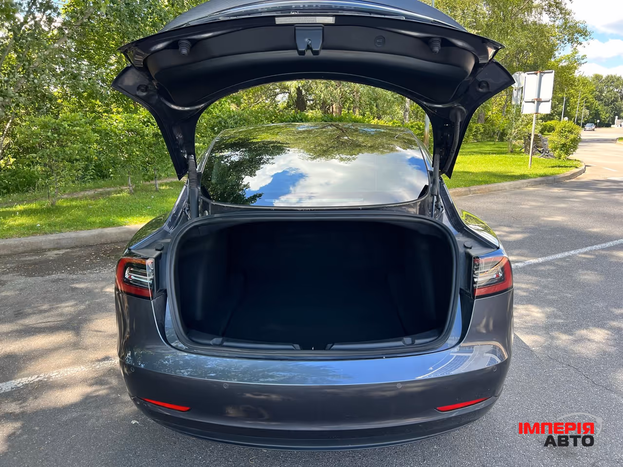 Tesla Model 3 - фото 14