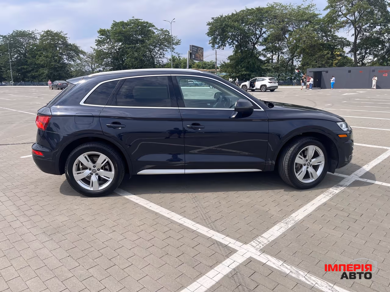 Audi Q5 - фото 14