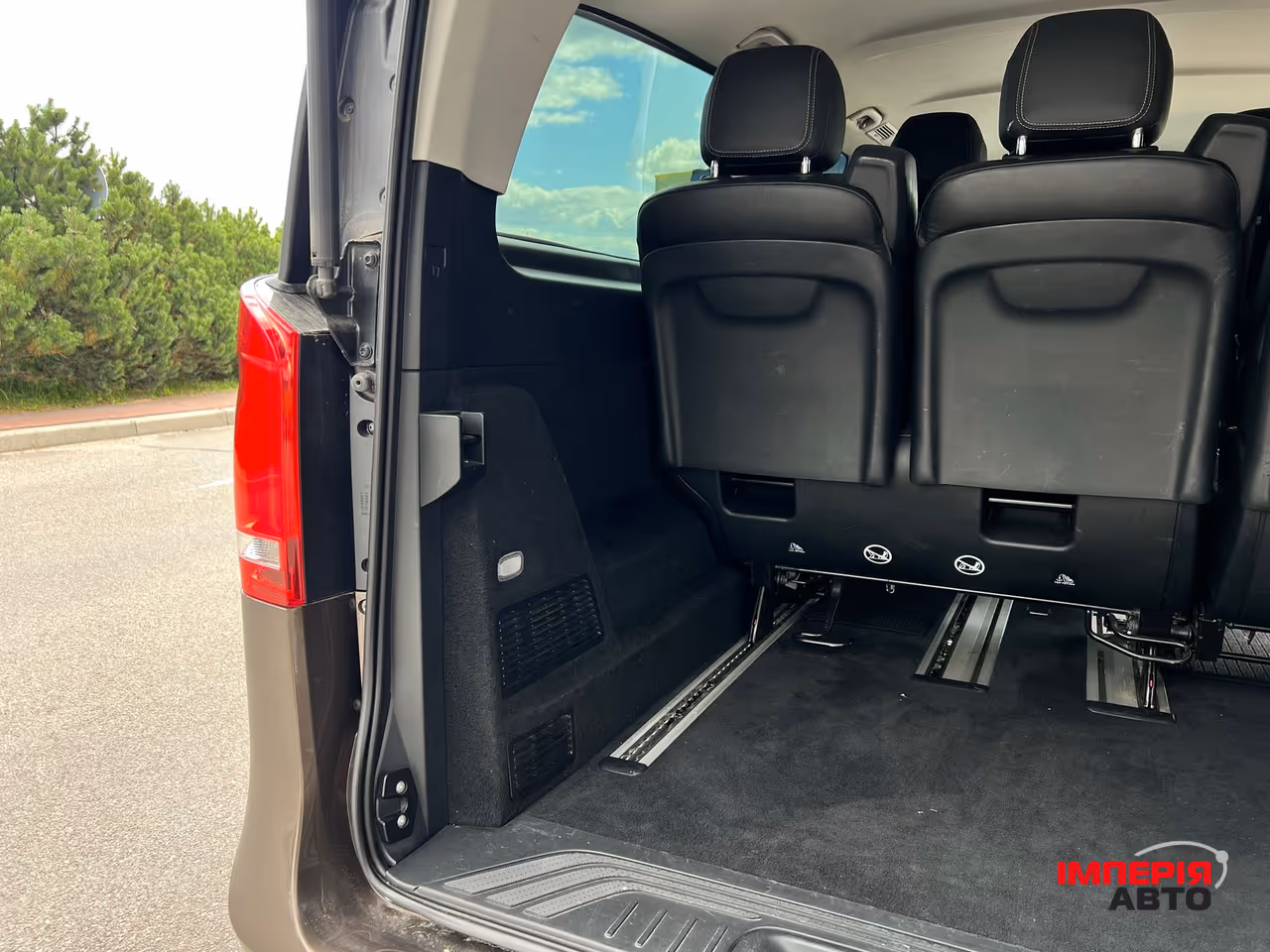 Mercedes-Benz V-Класс - фото 21