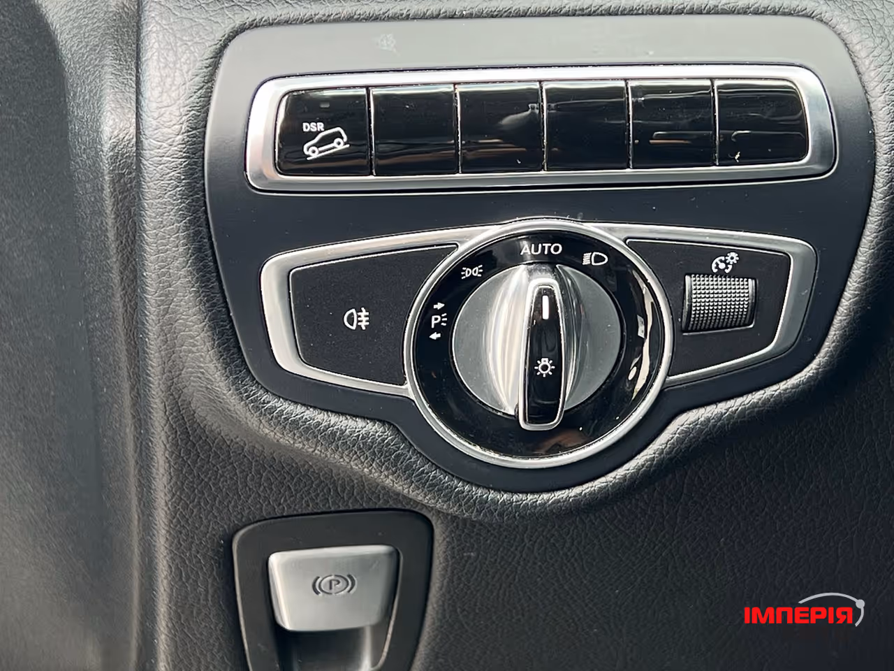 Mercedes-Benz V-Класс - фото 10