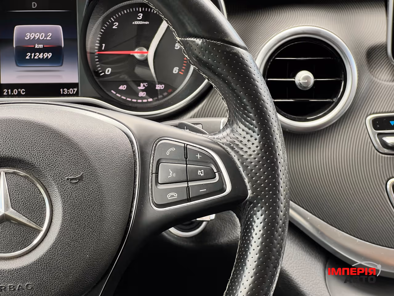 Mercedes-Benz V-Класс - фото 15